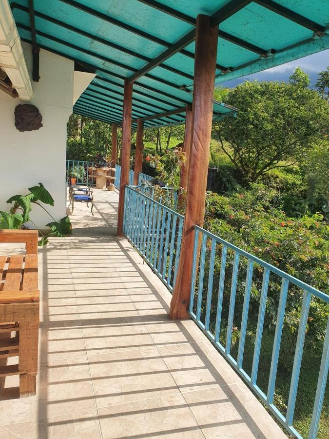 Finca Jardin Del Agua 萨赛马 外观 照片